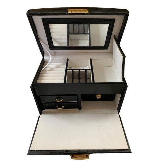 Jewelry Box for Women, Black Faux Leather Jewelry Storage Organizer Box Key - Picture 1 of 15